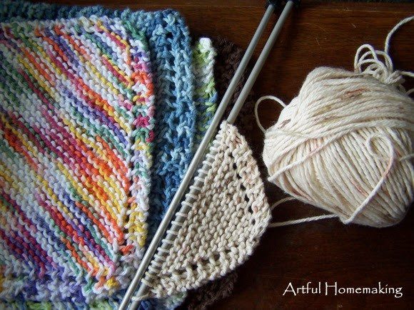 Homestead Blog Hop Feature - Artful Homemaking knitted dish cloths