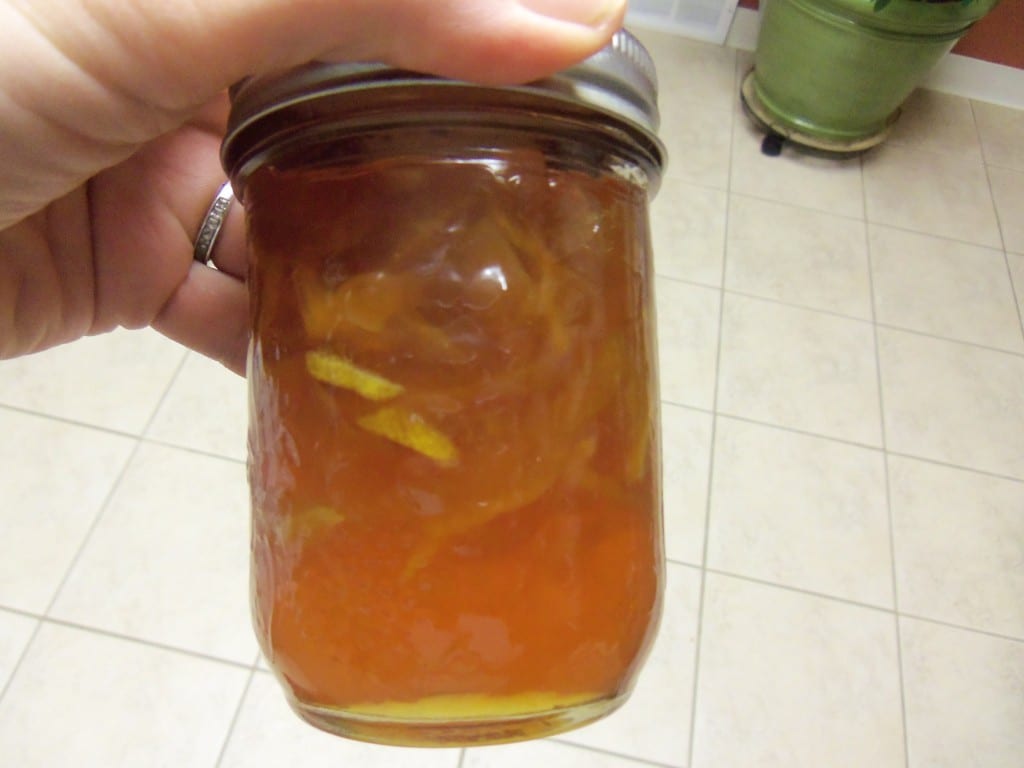 27 Last Minute DIY Gift Ideas - Pink Grapefruit Marmalade from Simple Life Mom