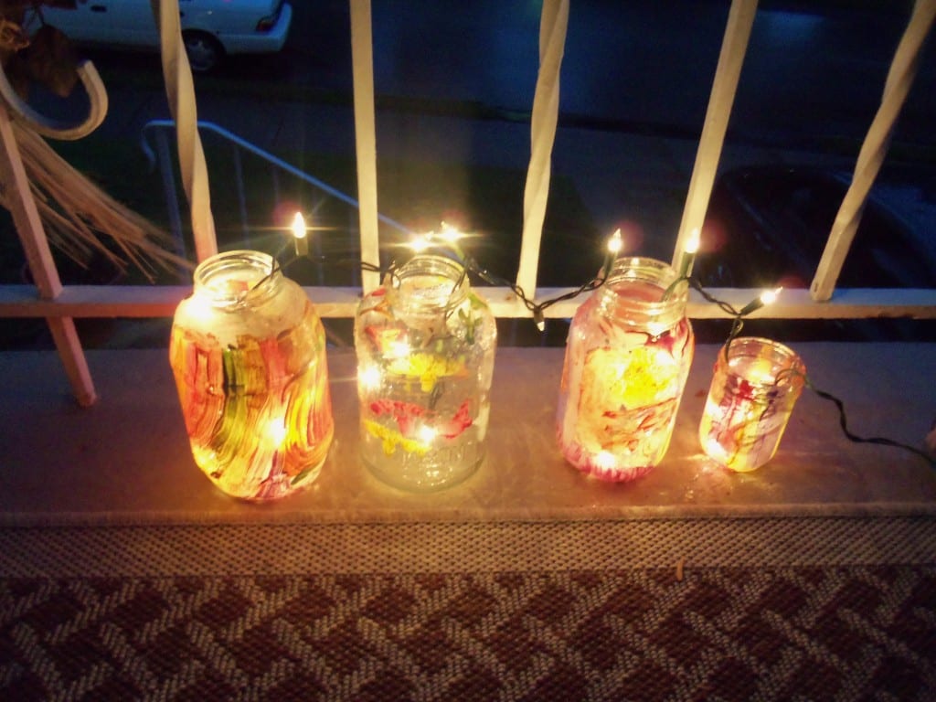 Homemade Holiday light up Jars  - Simple Life Mom