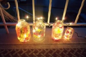 Homemade Easy Light Up Jars for the Holidays