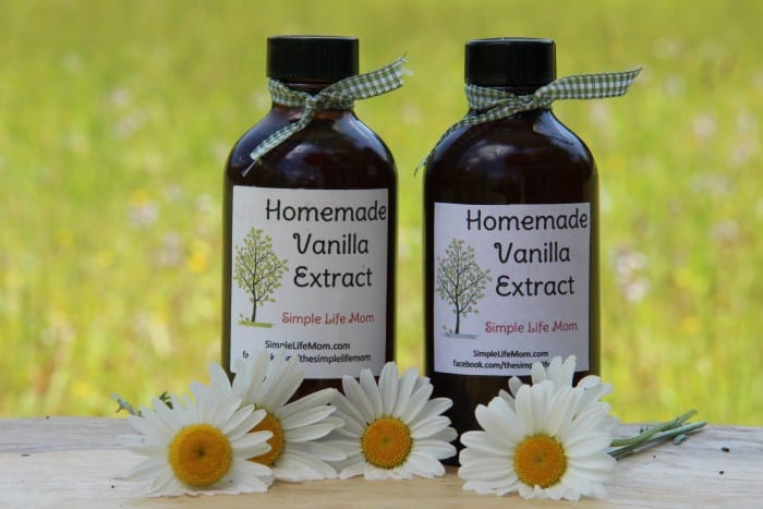 Learn how to make your own Homemade vanilla extract in only 2 simple steps.