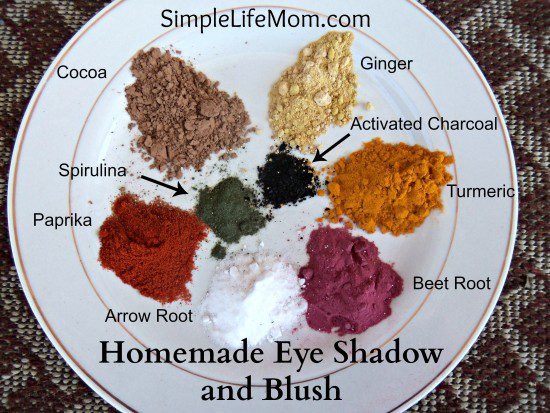 2014 Best Homemade Beauty Recipes - Homemade Eye Shadow and Blush with Labels by Simple Life Mom