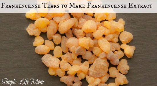 21 Handmade Christmas Gifts - Frankincense Extract Oil for Pain and Anxiety from Simple Life Mom