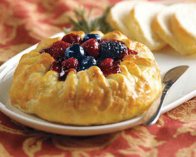 Homestead Blog Hop Feature - Triple Berry Baked Brie