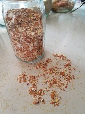 Homestead Blog Hop Feature - Make Your Own Grit for Backyard Chickens