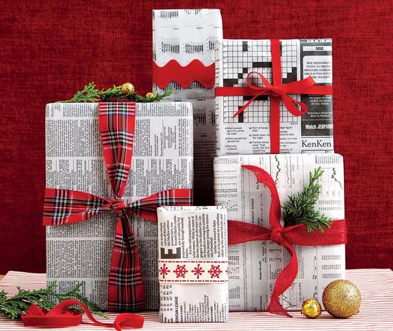 7-DIY-Gift-Wrapping-Ideas-newspaper