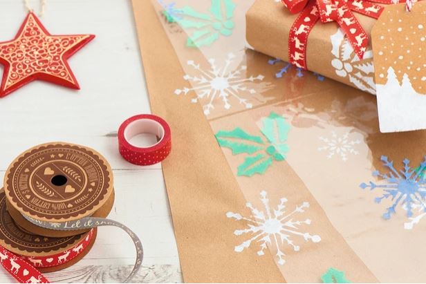 7-DIY-Gift-Wrapping-Ideas