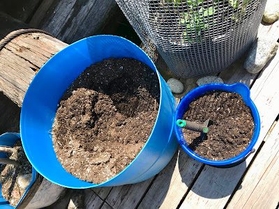 Homestead Blog Hop Feature - Compost in a barrel