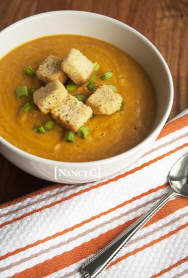 Homestead Blog Hop Feature - creamy-pumpkin-soup