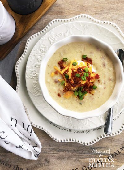 Homestead Blog Hop Feature - loaded-baked-potato-soup