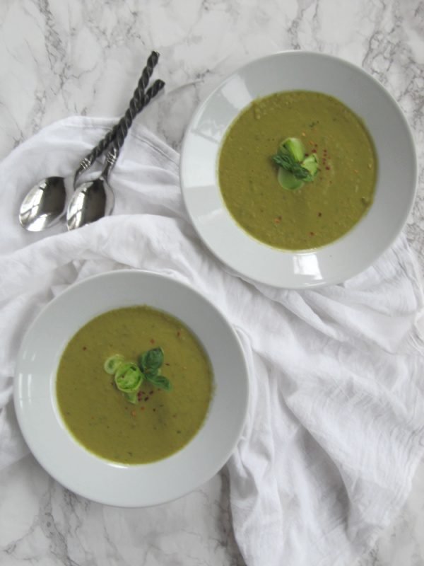 Homestead Blog Hop Feature - Homemade Roasted Green Tomato Soup