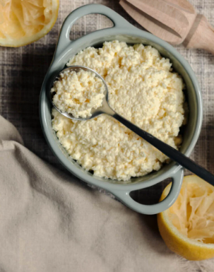 Homestead Blog Hop Feature - Homemade Whole Milk Ricotta Cheese